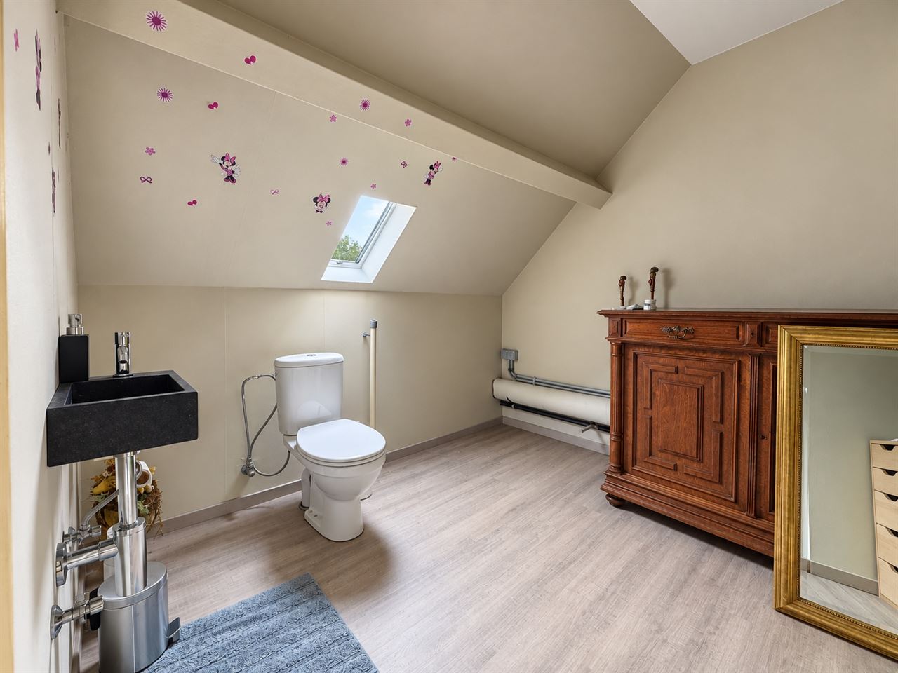 Goed onderhouden woning (2 slpks) in het centrum van Duffel