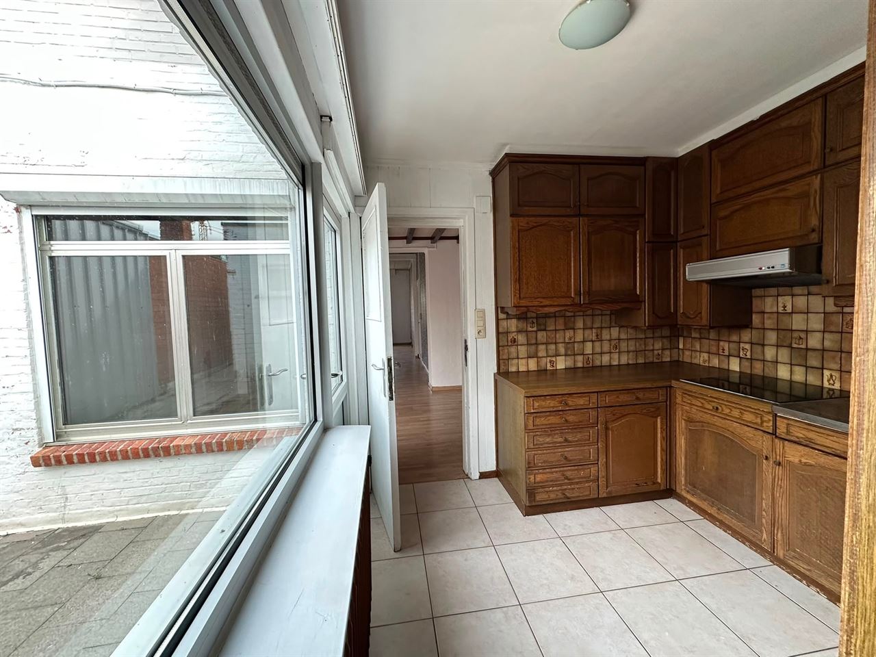 GLV appartement met 2 slpks, tuin en zij-ingang.