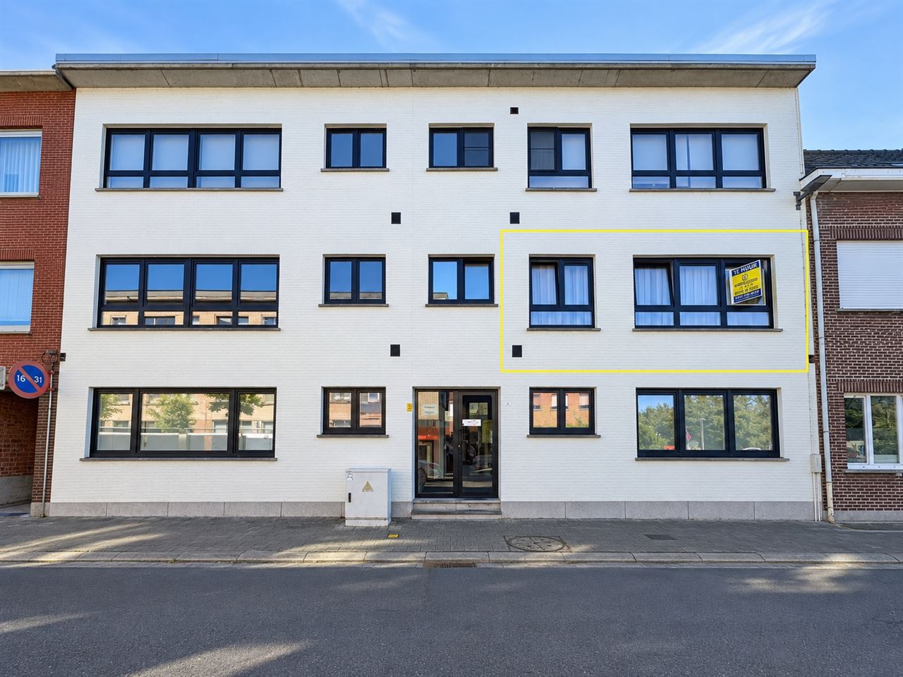 Ruim, luxueus afgewerkt appartement met 2 slpks en terras