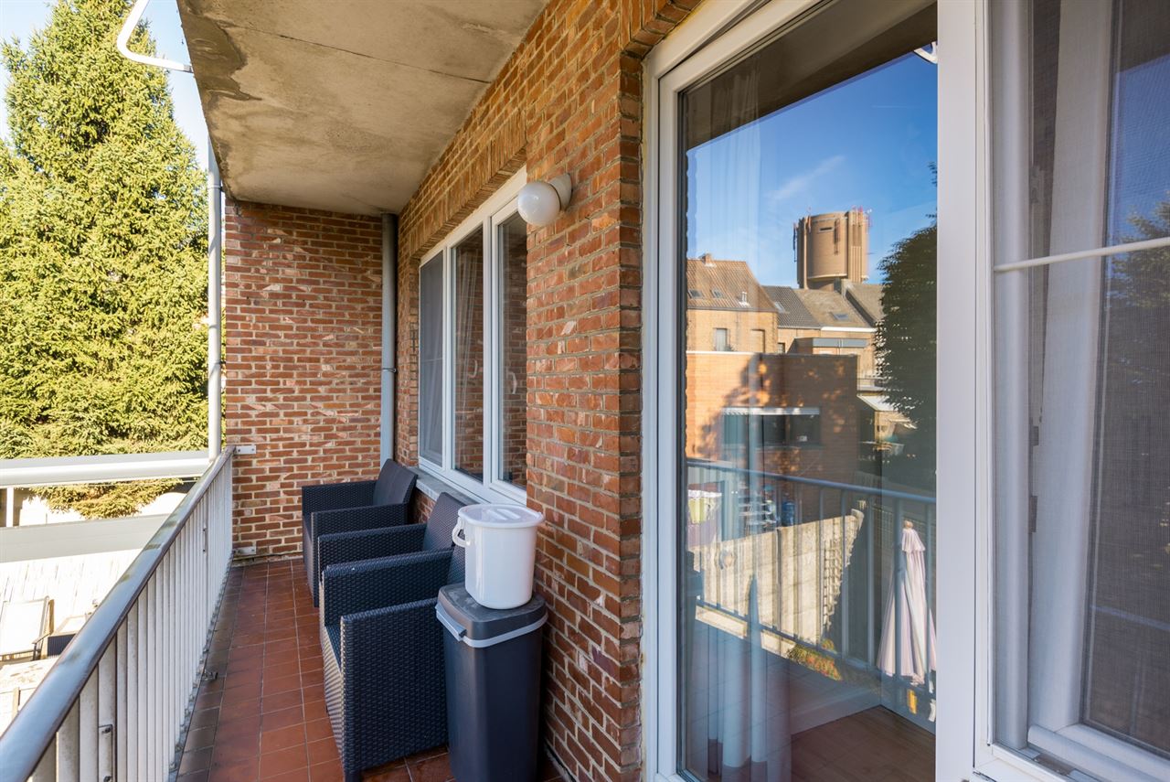 Instapklaar appartement met terras in een kleinschalig gebouw