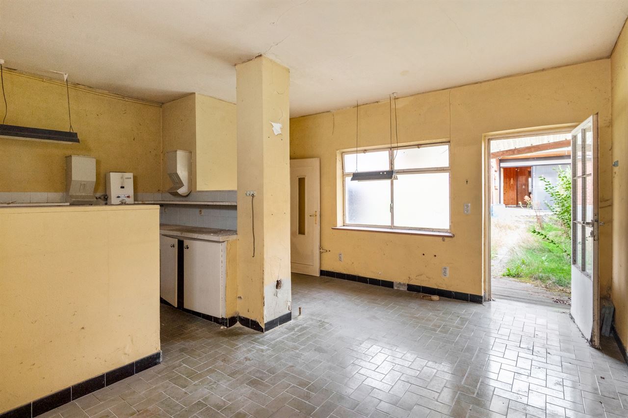 Renovatiekans met zuidtuin en achteruitgang