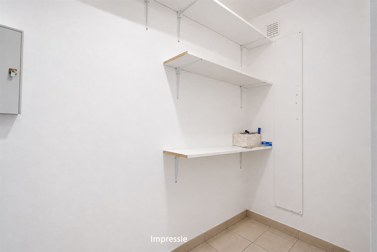 Ruim appartement (125 m²) met 3 slaapkamers en parkeermogelijkheid