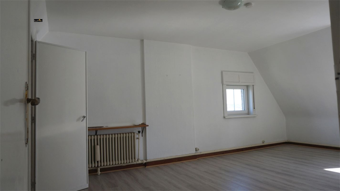 Villa met potentieel te Lissewege. te koop te LISSEWEGE (8380)
