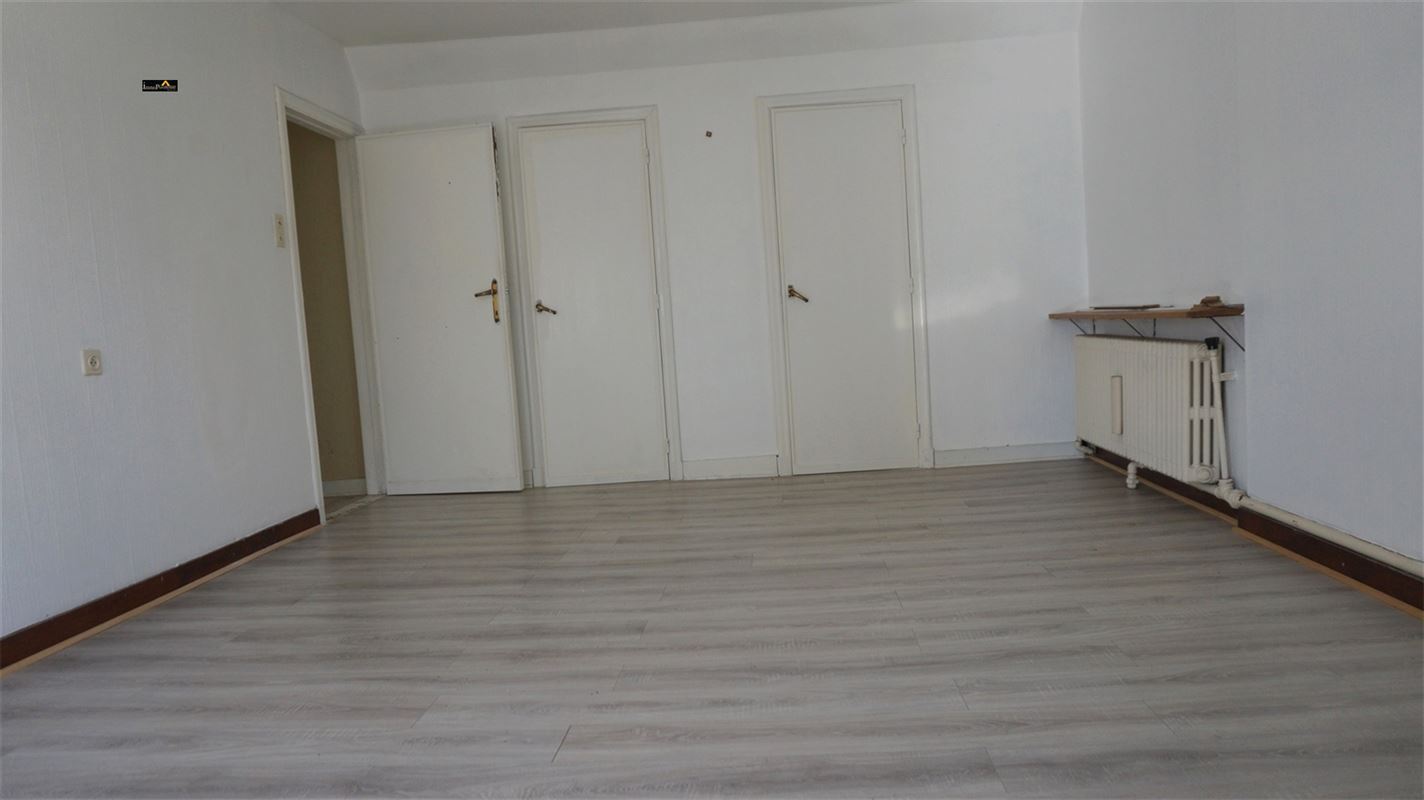 Villa met potentieel te Lissewege. te koop te LISSEWEGE (8380)