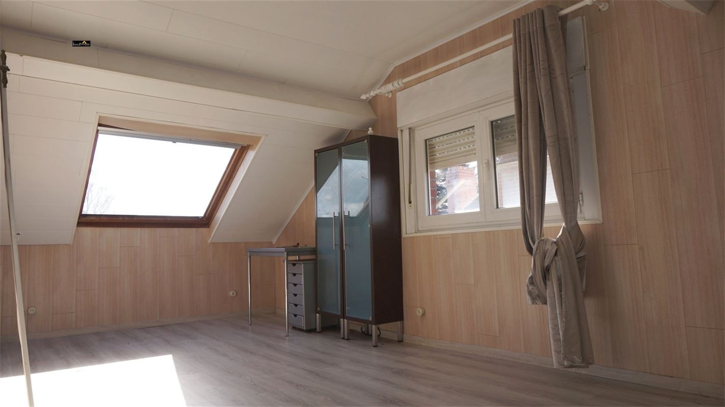 Villa met potentieel te Lissewege. te koop te LISSEWEGE (8380)