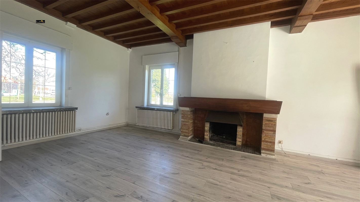 Villa met potentieel te Lissewege. te koop te LISSEWEGE (8380)