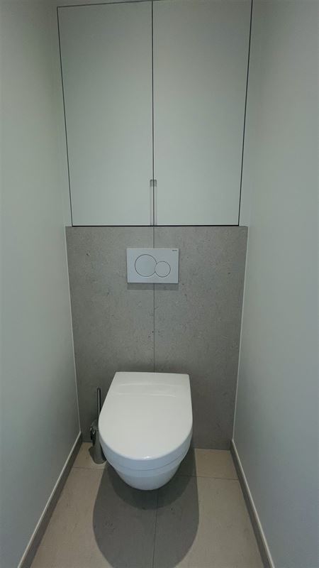 Volledig Gerenoveerd app. met zicht op haven te koop te BLANKENBERGE (8370)