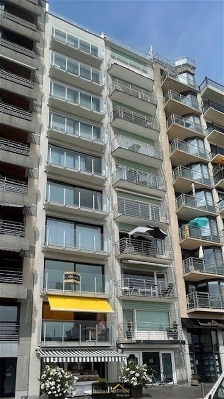 Volledig Gerenoveerd app. met zicht op haven te koop te BLANKENBERGE (8370)