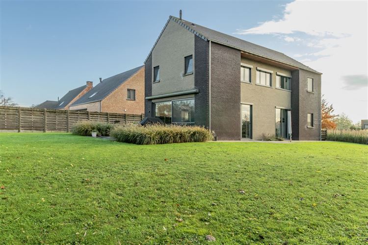 Foto  : moderne woning te 2440 GEEL (België) - Prijs € 475.000