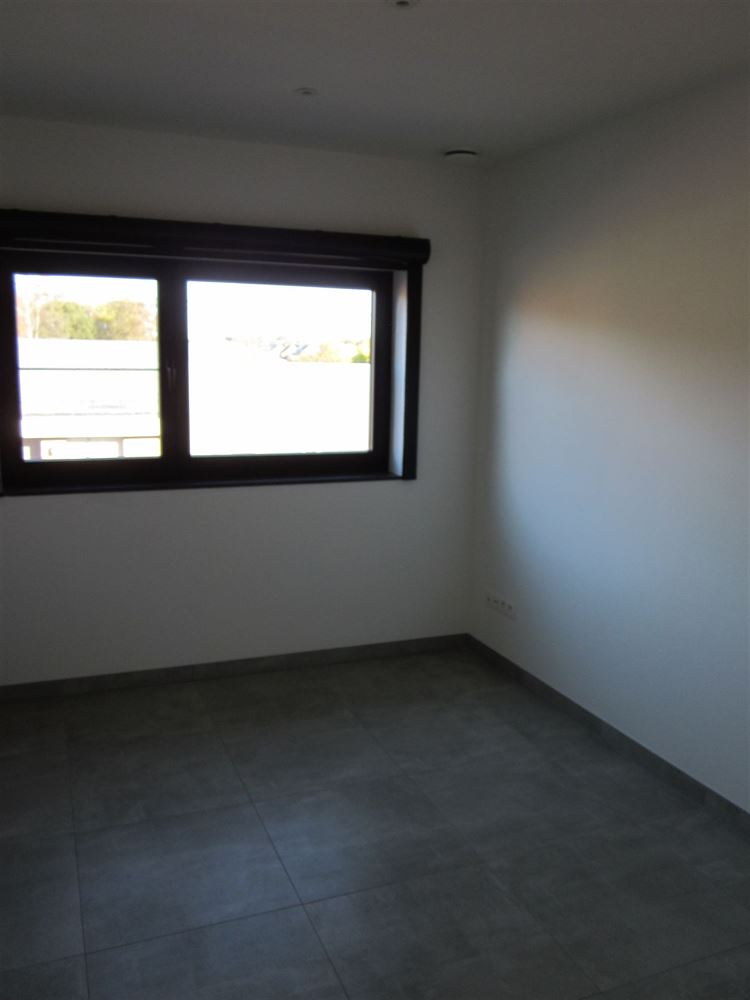 Foto 12 : dakappartement te 2440 GEEL (België) - Prijs € 1.300