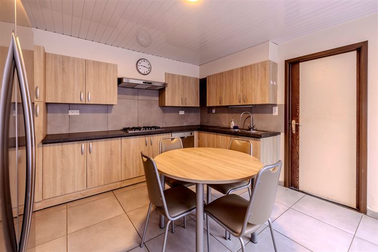 Foto 10 : gerenoveerde woning te 3945 TESSENDERLO-HAM (België) - Prijs &euro; 320.000