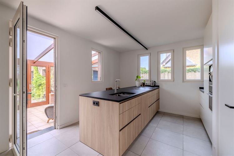 Foto 12 : gerenoveerde woning te 2460 KASTERLEE (België) - Prijs &euro; 550.000