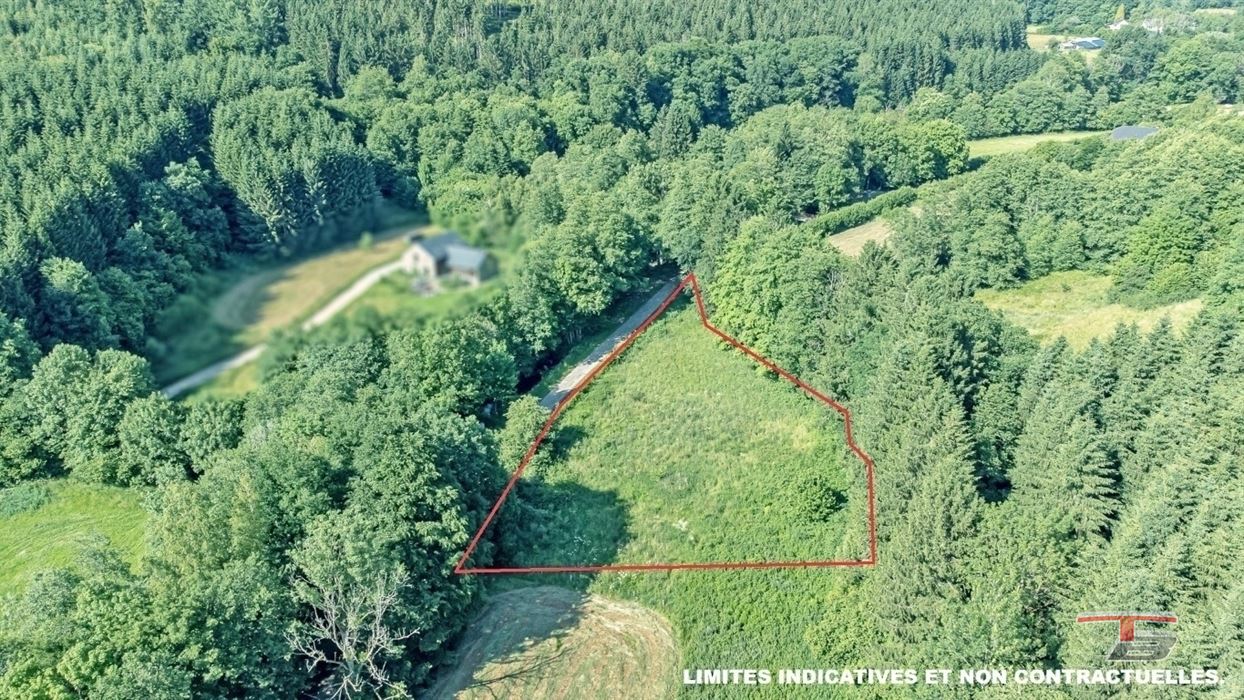 Terrain libre de constructeur avec permis pour 2 maisons