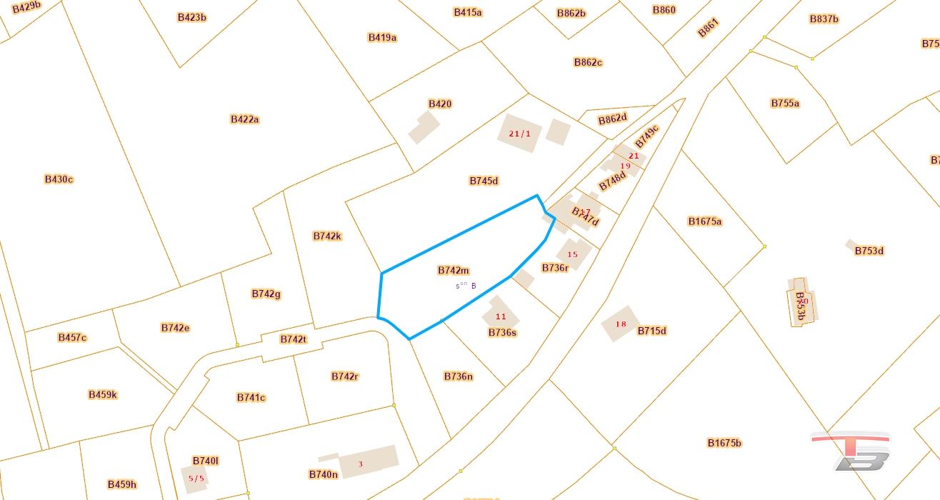 Terrain de 1.748m² libre de construct. avec permis