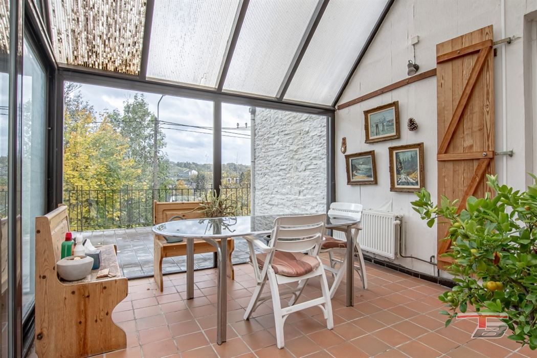 Spacieuse maison 3 ch (poss. 4) avec vue à 2 pas du centre