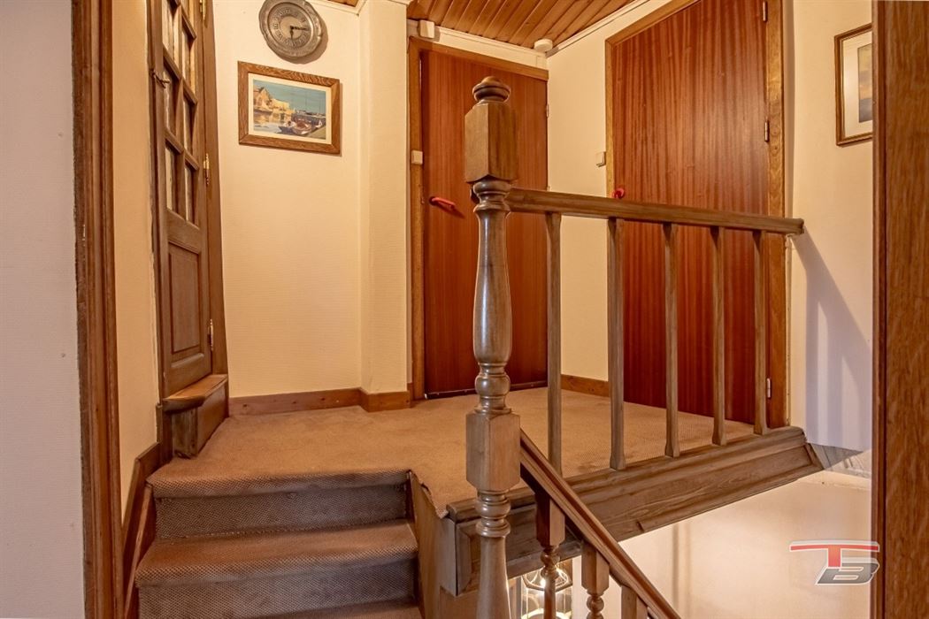 Spacieuse maison 3 ch (poss. 4) avec vue à 2 pas du centre
