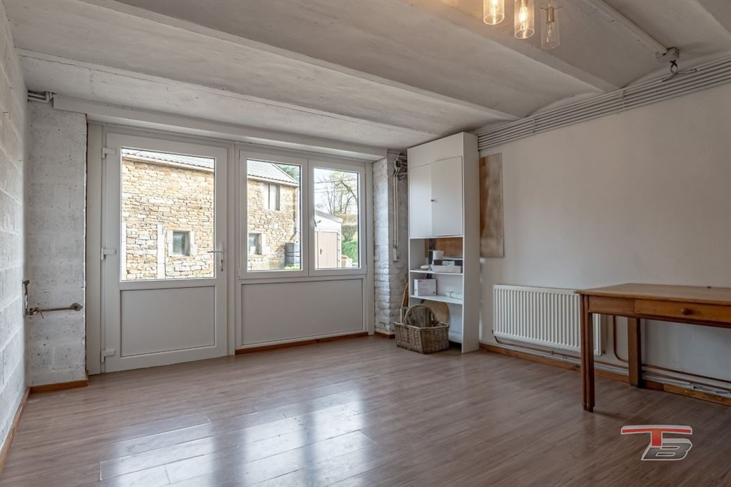 Maison de caractère 5 chambres du début XXe avec spacieuse cour