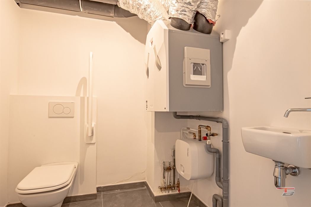 Espace de bureaux neuf idéal pour professions libérales