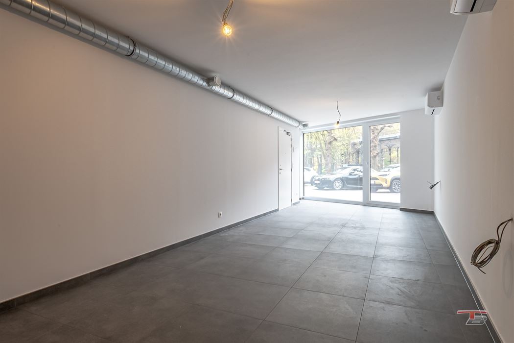 Espace de bureaux neuf idéal pour professions libérales