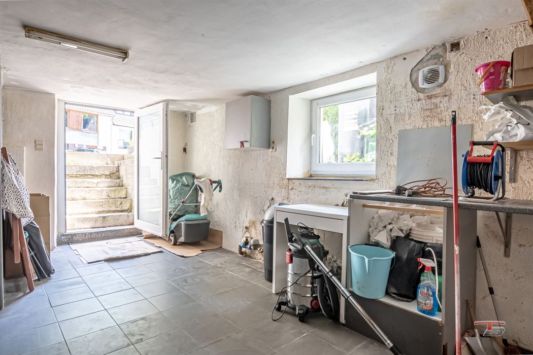 Maison 3 ch (poss 5) de 160m² au calme proche du centre.....