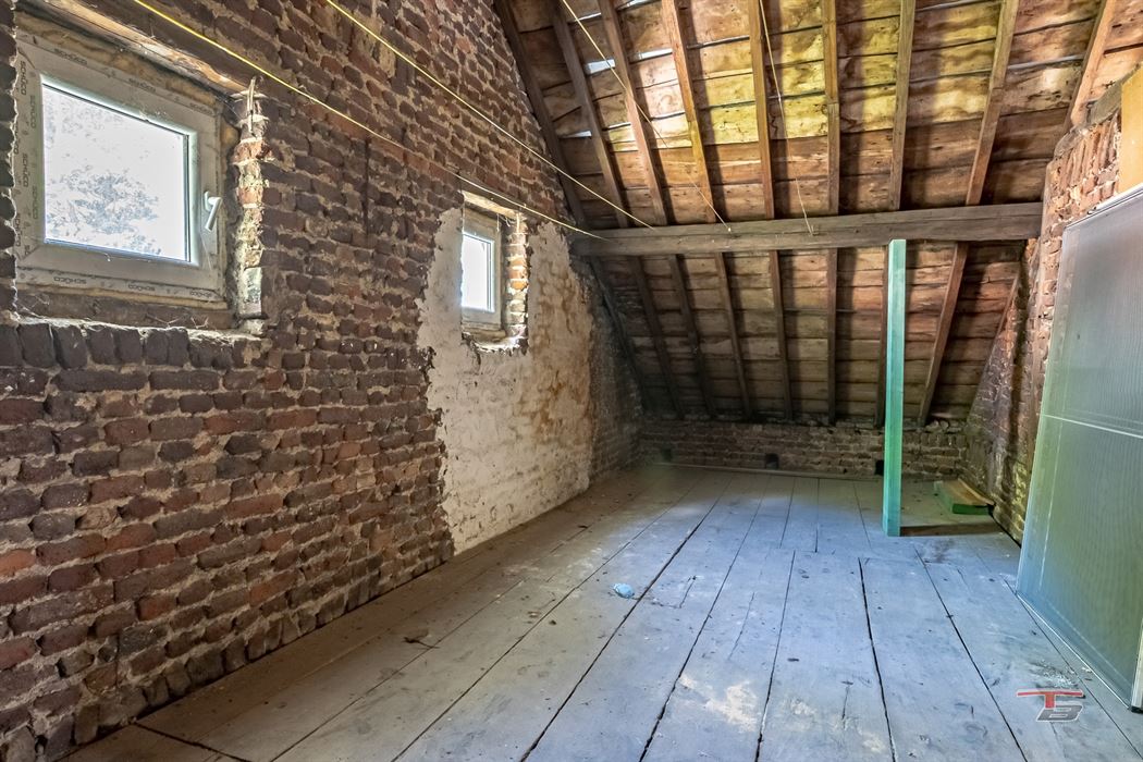 Maison 3 ch (poss 5) de 160m² au calme proche du centre.....
