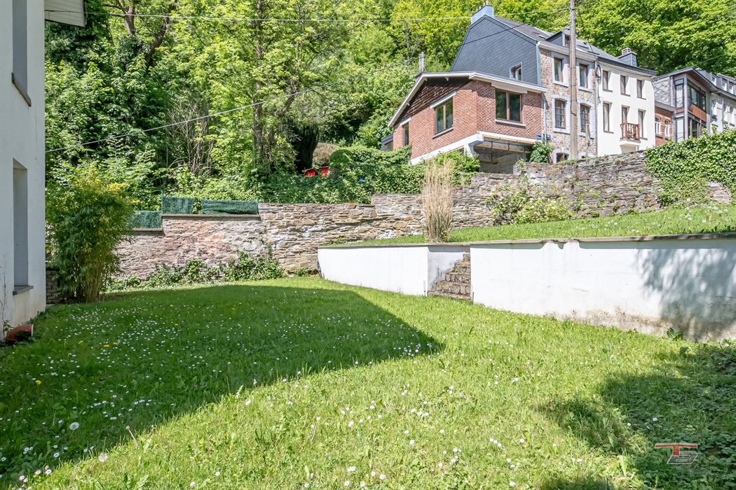 Maison 3 ch (poss 5) de 160m² au calme proche du centre.....
