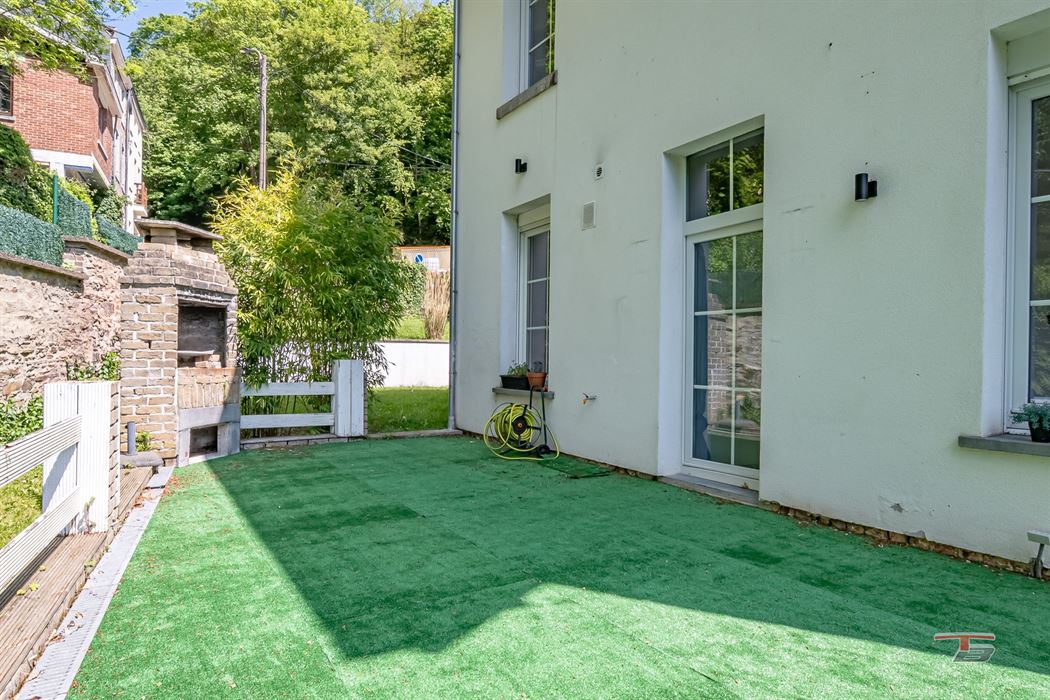 Maison 3 ch (poss 5) de 160m² au calme proche du centre.....