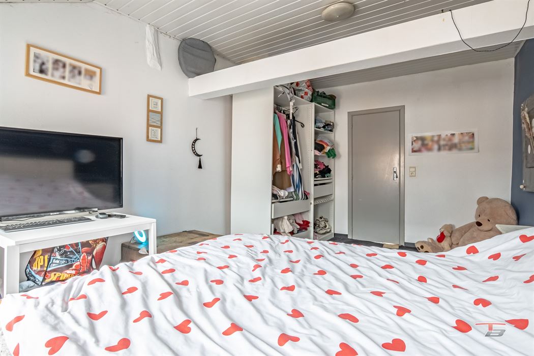 Maison 2 chambres avec cour dans une rue calme du centre ville
