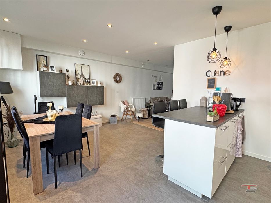 Immeuble de rapport de 3 appartements avec terrasse et jardin