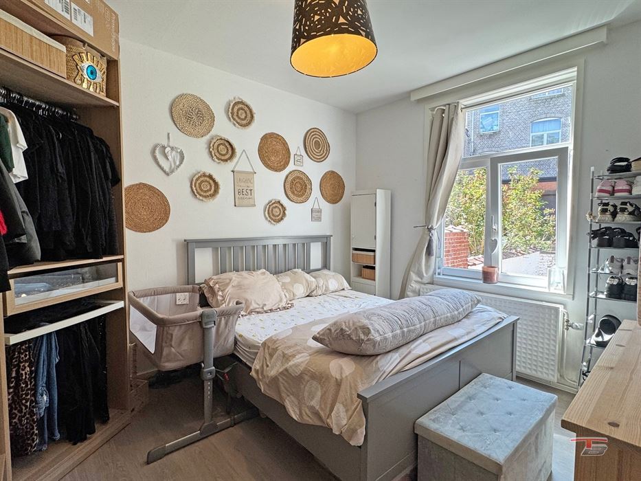 Immeuble de rapport de 3 appartements avec terrasse et jardin