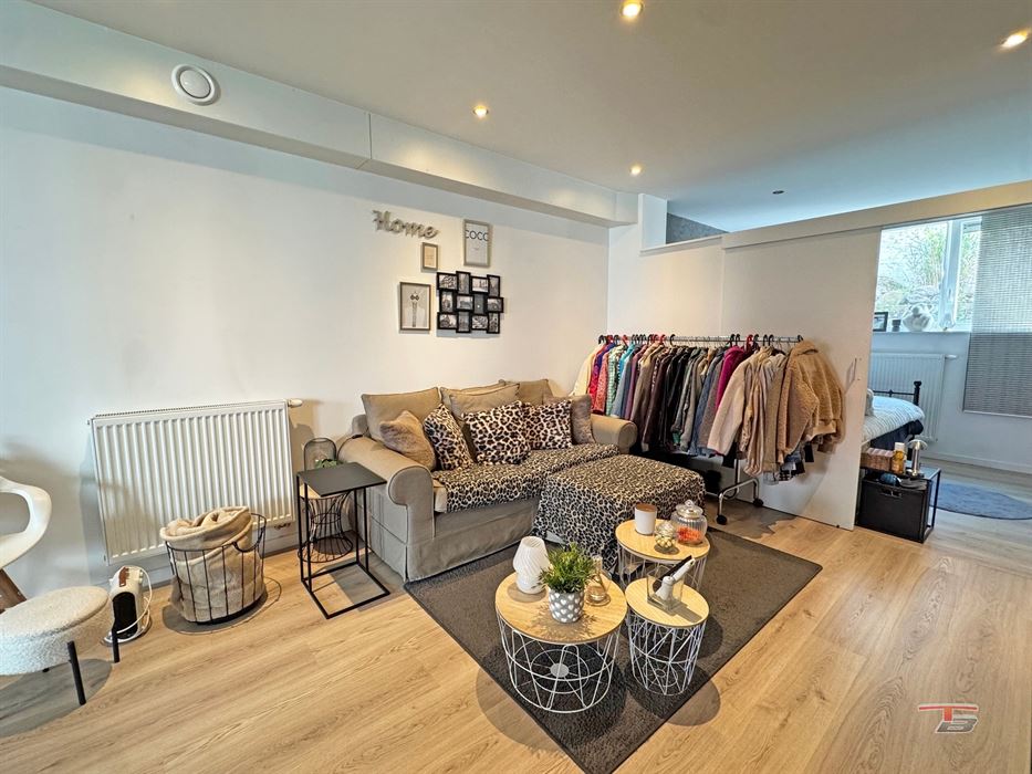 Immeuble de rapport de 3 appartements avec terrasse et jardin