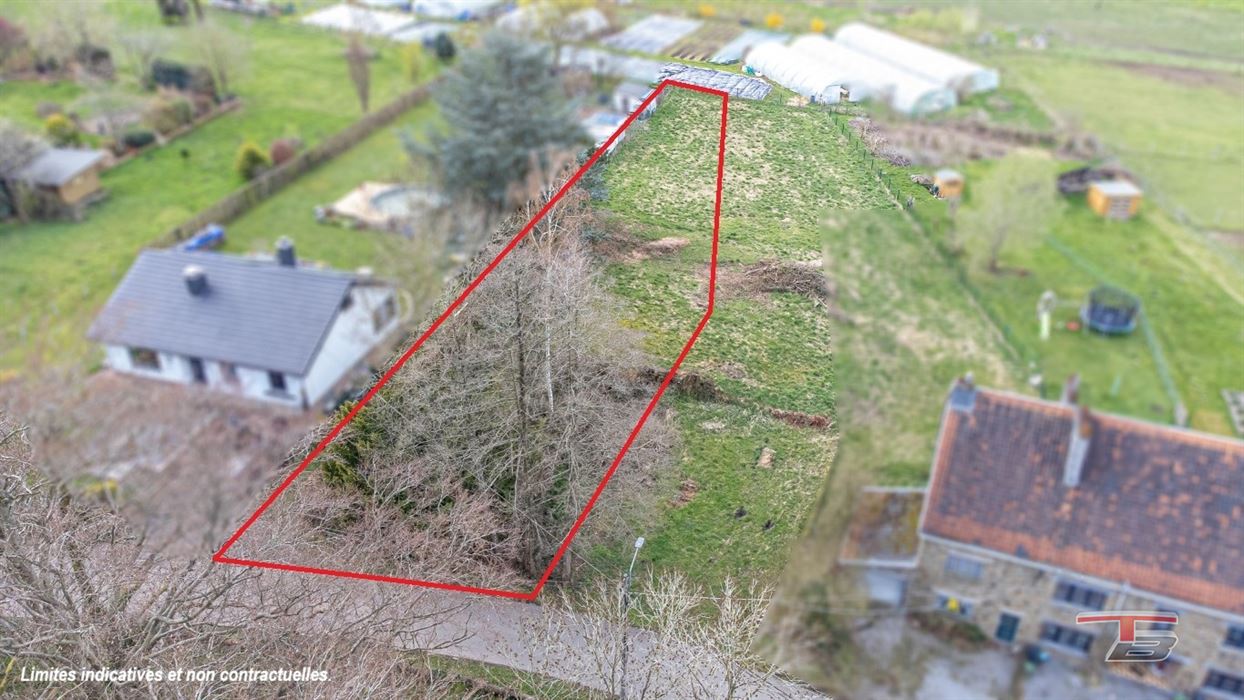 RARE - Terrain avec permis dans un quartier calme et prisé de Nivezé