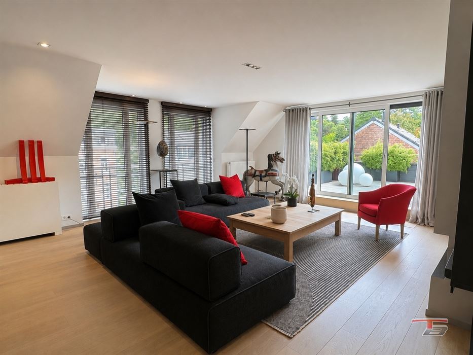 Spacious and modern penthouse in the heart of Spa