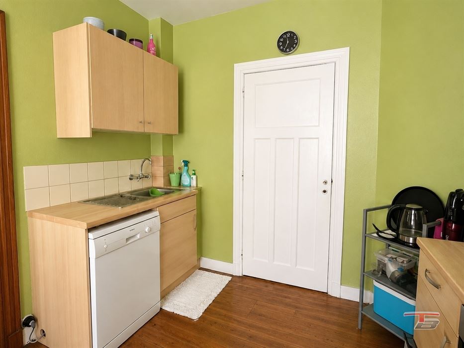 Immeuble de rapport de 3 appartements avec terrasse et jardin