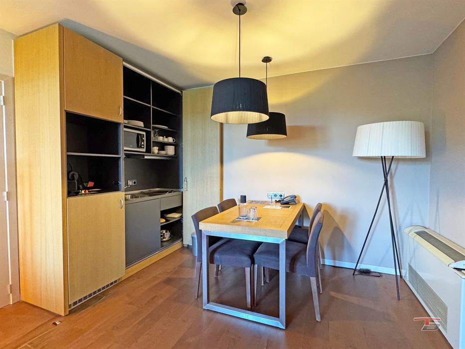 Suite d'hôtel récemment rénové au 4° étage du Radison Blu