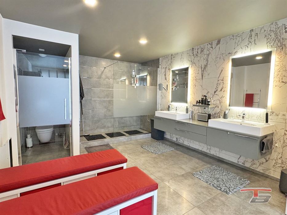Ruim en modern penthouse in het hart van Spa