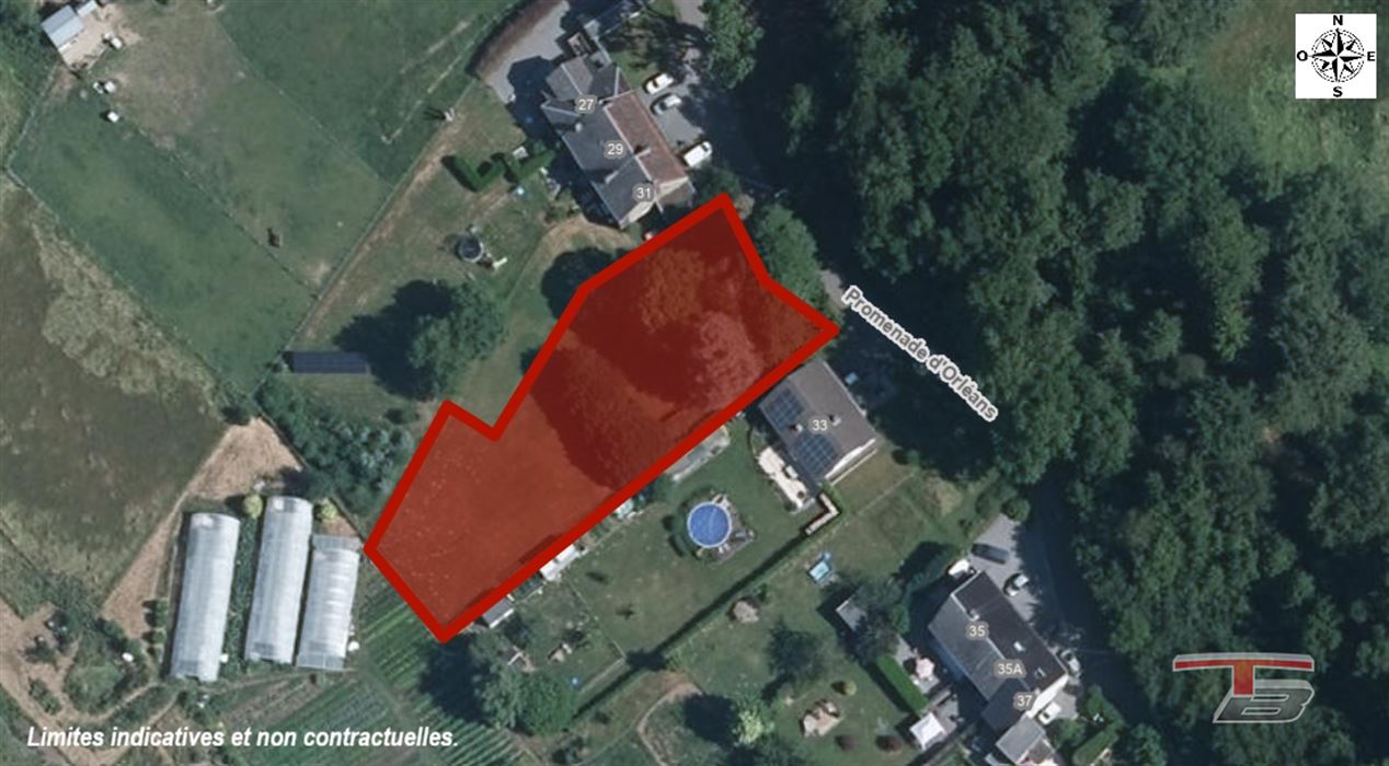 Terrain avec permis pour 2 maisons dans un quartier calme et prisé de Nivezé