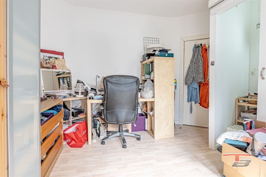 Immeuble de rapport de 2 appartements avec garage et jardinet