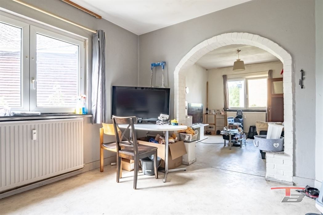 Immeuble de rapport de 2 appartements avec garage et jardinet