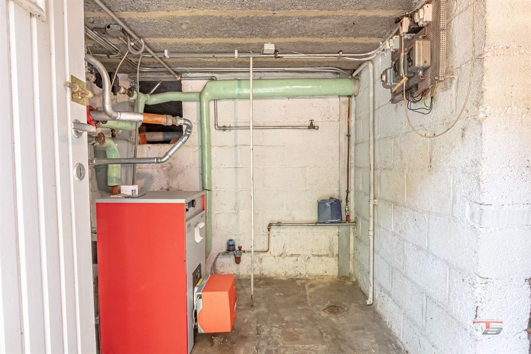 Bungalow une chambre sur terrain de 610 m² situé à Embourg