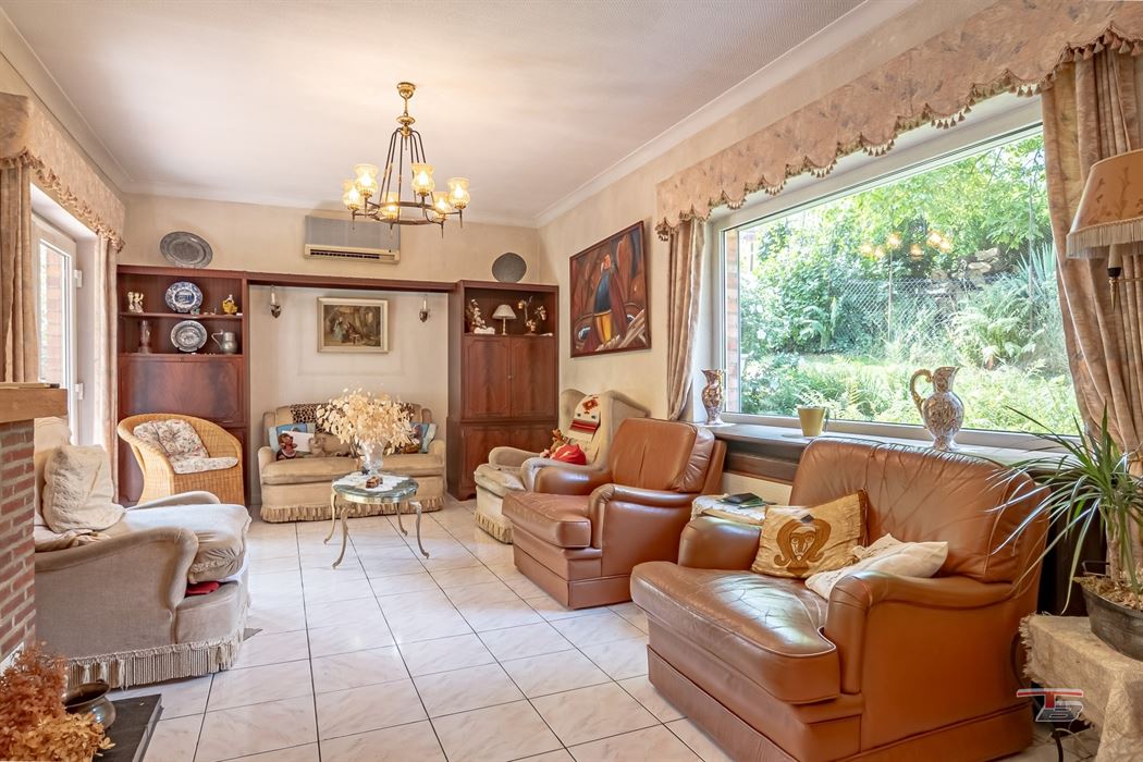 Bungalow une chambre sur terrain de 610 m² situé à Embourg