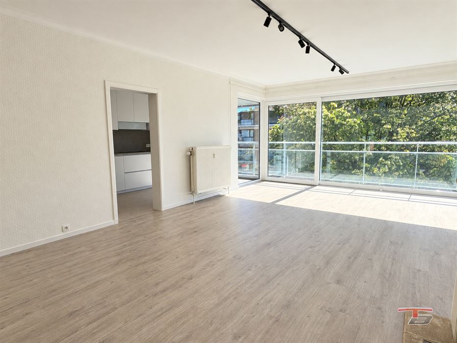 Appartement 2 chambres avec terrasse et garage