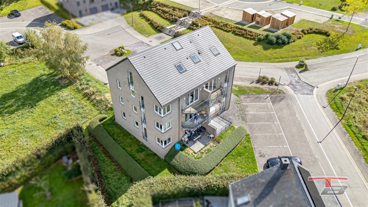 Appartement lumineux avec terrasse situé au calme dans le centre