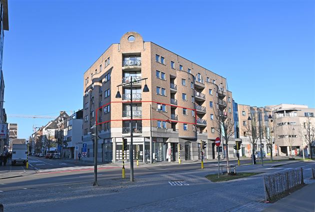 Ruim op te frissen appartement op wandelafstand van de stad