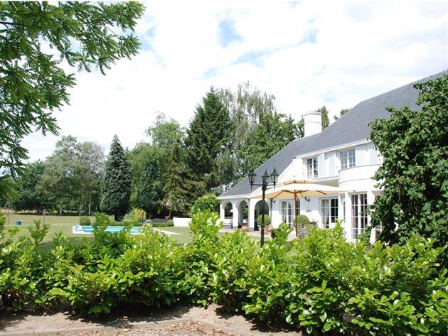 Stijlvolle villa met zwembad