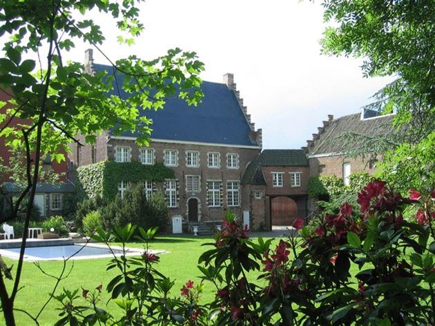 Monumentaal pand met parktuin in het centrum