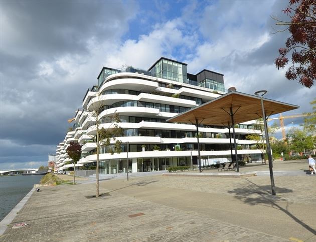 Zonovergoten appartement met uitzonderlijk zicht