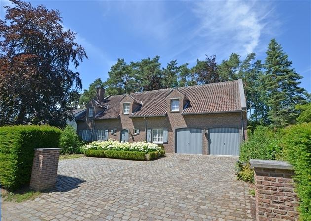 Rustig gelegen tijdloze villa in Bolderberg