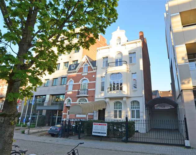 Herenhuis met de mooiste gevel van Hasselt.