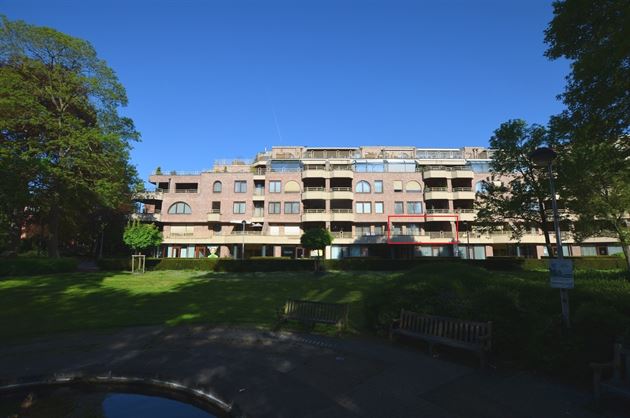 Aangenaam ruim appartement op toplocatie.